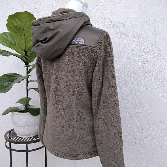 The North Face Hooded Full Zip Osito Sweater - Picture 4 of 5